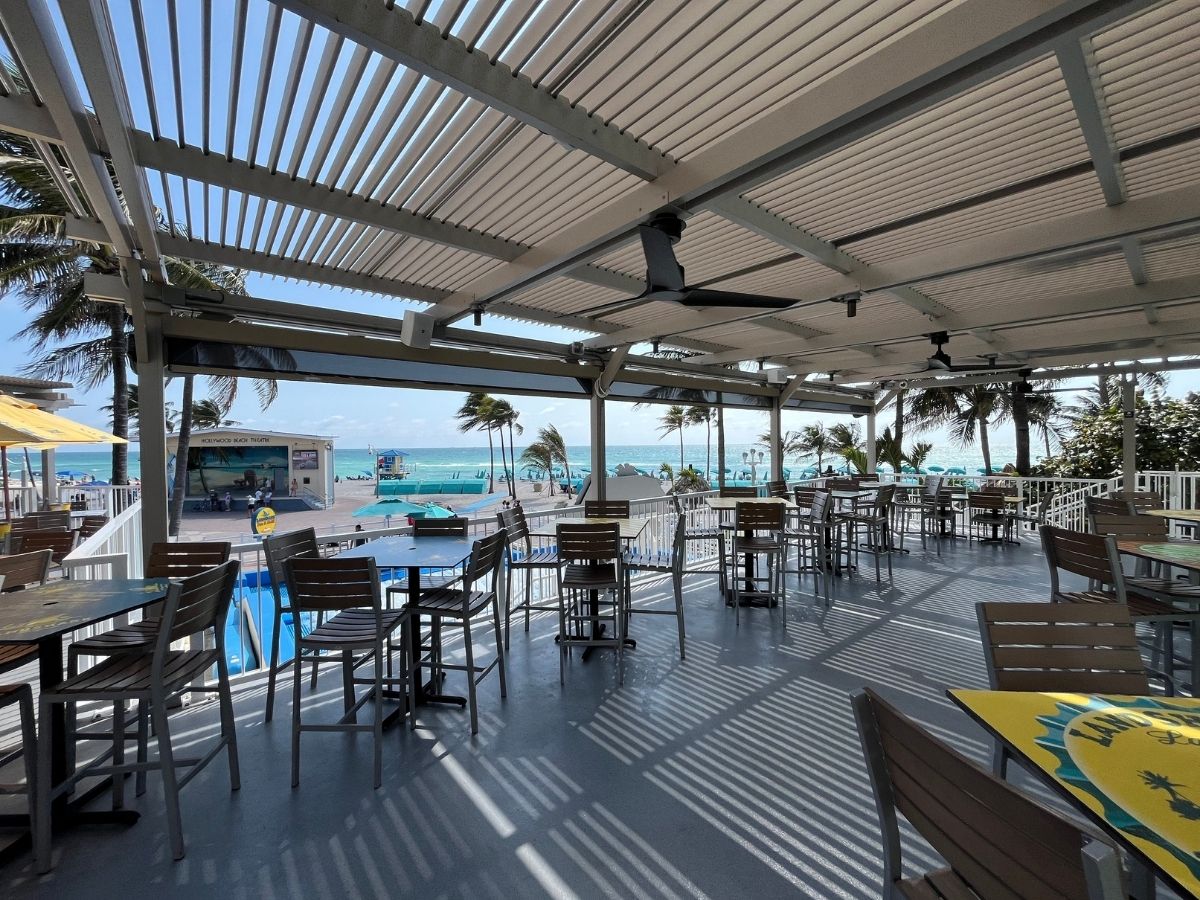 Margaritaville Hollywood Landshark Bar oceanfront seating